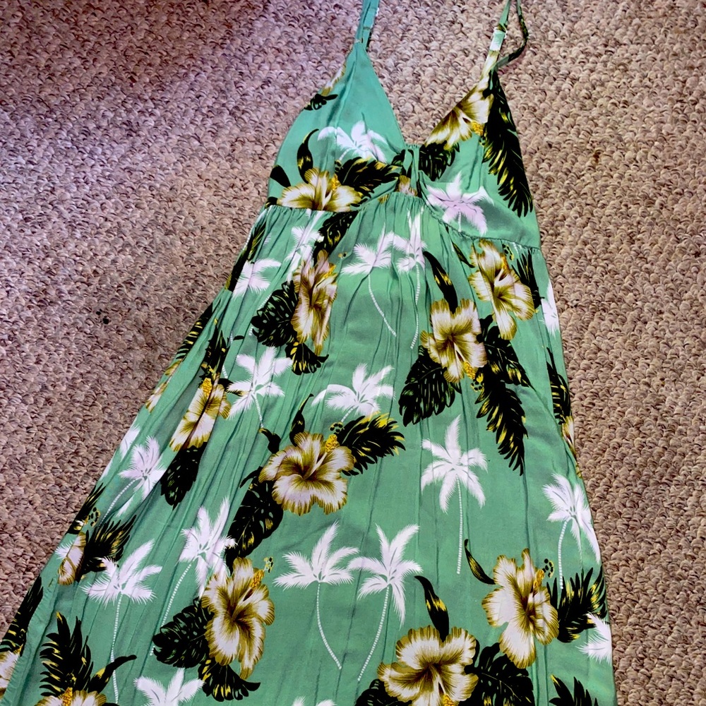 Small boutique summer dress with tropical print